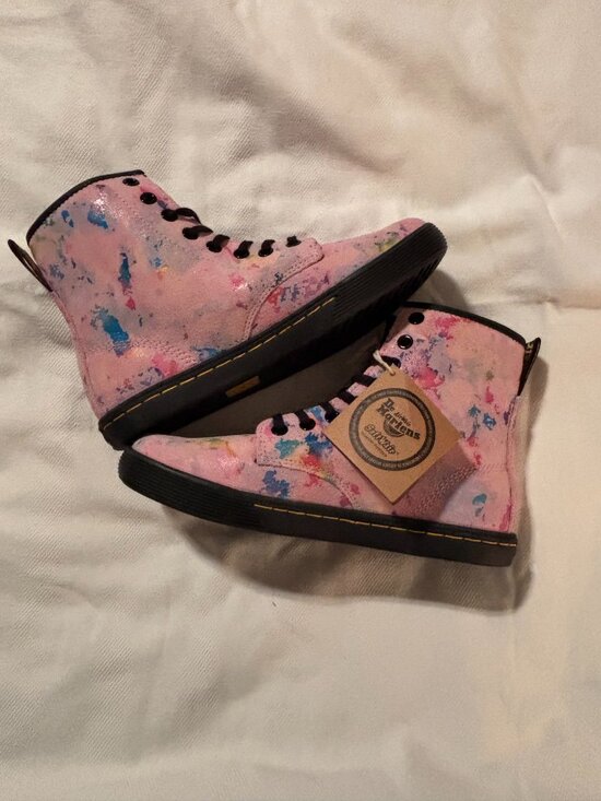 DR. MARTENS SHERIDAN CONFETTI SUEDE BOOTS SIZE 6 is  Dr. Martens Sheridan Confetti Suede Casual Boots